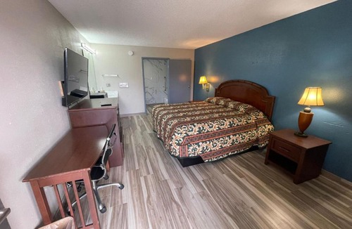 Hidden Valley Hotel | Brookwood Inn - Extended Stay