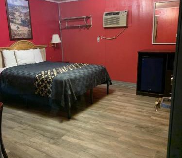 Perdue Hill Hotel | Budget Inn