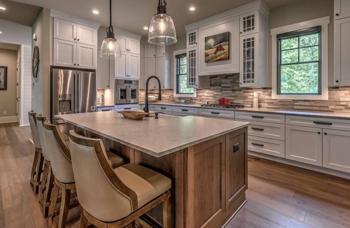 Mineral Bluff Cabin | Bunker Down - Golf Front, Mountain Views, Exclusive