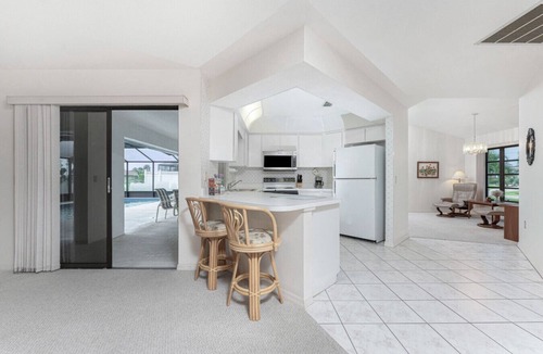 Pebble Beach House | Bunker Lane Breeze – Rotonda West Pool Retreat