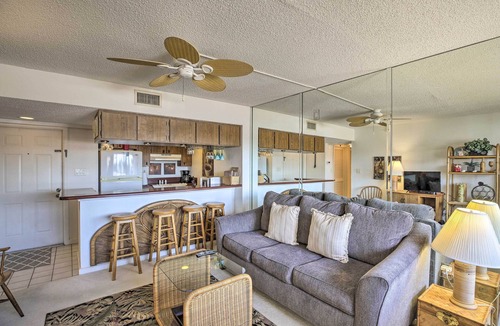 Burnt Store Marina Condo | Burnt Store Marina Condo: Boat, Swim, Golf!