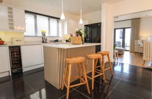Dyserth Cottage | Buzzards View