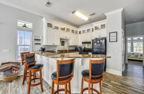 El Centro Beach House | C Dreams by Book That Condo