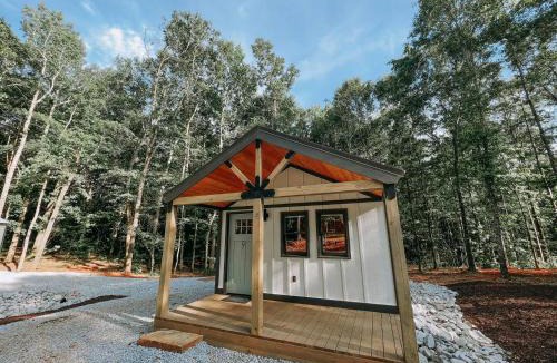 Hartwell Other | Cabin #9 One Bedroom with Kitchenette