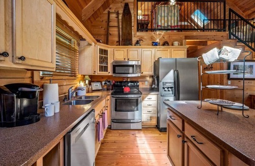 Walland House | Cabin at Moss Ridge