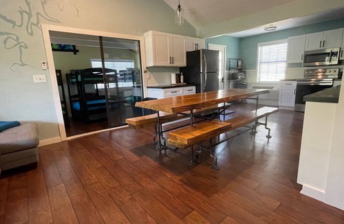 Franklin Cabin | Cabin Down Dog Creek on Nolin Lake is steps from the neighborhood Boat Ramp!