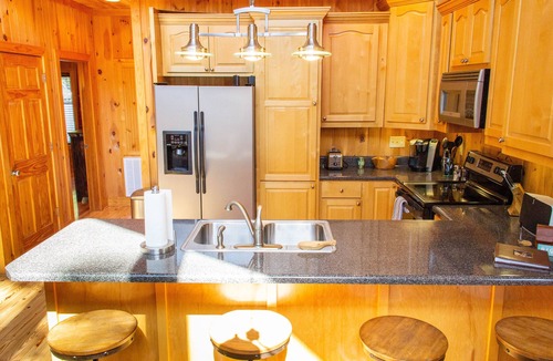 Six Mile Cabin | Cabin on Lake Keowee just minutes from Clemson, lake front property with firepit