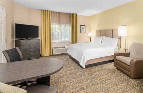 Miramar Beach Hotel | Candlewood Suites Destin-Sandestin by IHG