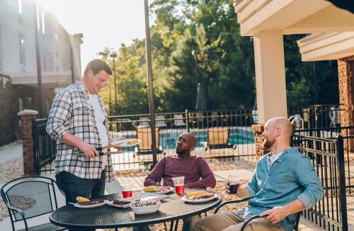 Tallahassee Hotel | Candlewood Suites Tallahassee by IHG