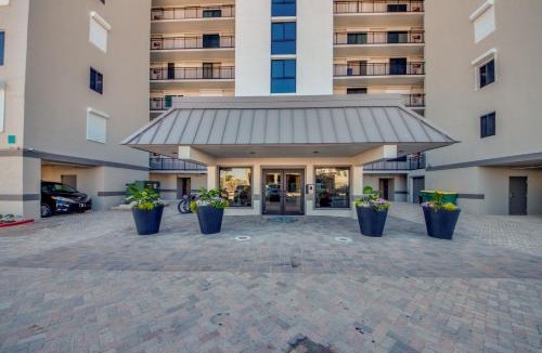 Fort Myers Beach Apartment | Caper Beach 302