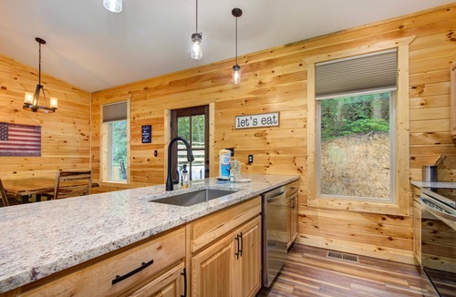 Cosby House | Cardinal Pool Cabin