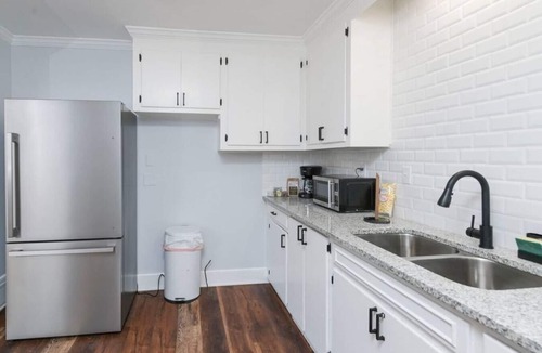 Forest Acres House | Carter Street Retreat | Pet Friendly | Sleeps 8