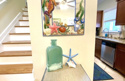 Key West House | Casa Calypso- Beautiful Tropical 3 KING Beds, 3 baths - 2 miles to beach