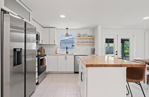 Jacksonville Beach House | Casa Coco: Updated Home Walking Distance to Beach