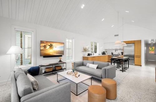 Historic Ybor House | Casa Cohiba - Ybor City Townhouse