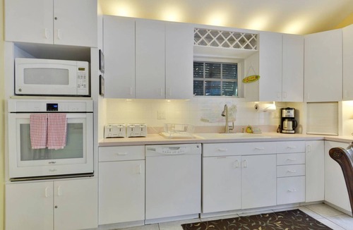 Uptown - Upper Duval House | Casa Grande by AvantStay | Dt Key West | Near South Beach w/Pool
