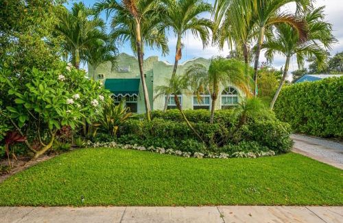 Flamingo Parks House | Casa Mía - Palm Beach Boho Escape