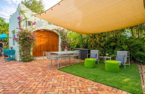 Flamingo Parks House | Casa Mía - Palm Beach Boho Escape