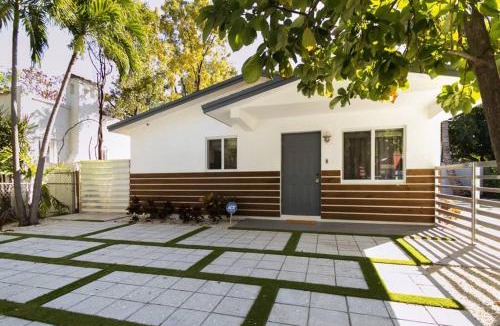 Buena Vista House | Casa Madeira 2@ the heart of Miami Design District