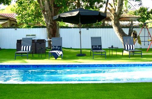 Allapattah House | CasaMia Only 10 min to Wynwood with New Pool, Bikes, Parking and Privacy