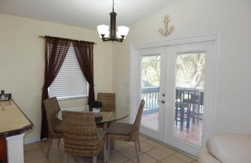 Breezeswept Beach Estates House | Cayman Cottage