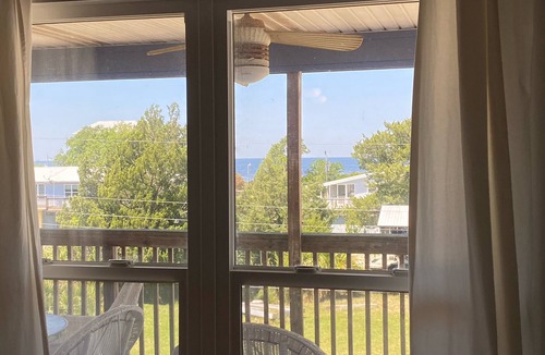 Salem House | Cedar Island with Boat Dock, 1 mile from Keaton Beach