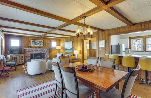 Sparta Cabin | Center Hill Couples Retreat Cabin: Lake View, Deck
