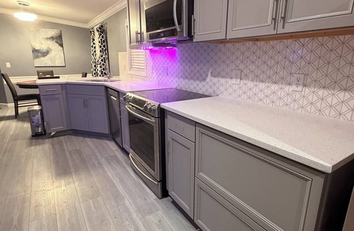 New Irving Park House | Central 2br/2bath full cozy house in safe neighborhood & plenty parking