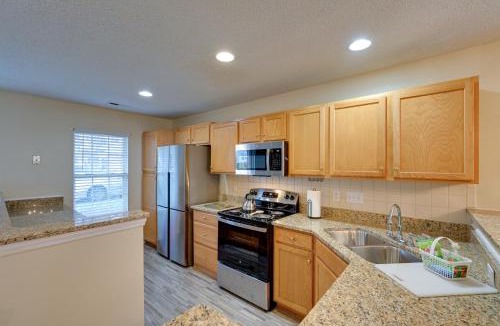 Greensboro House | Central Greensboro Townhome + Pool Access!
