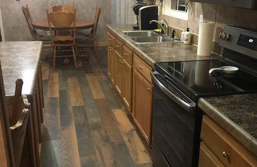 Whittier House | Centrally located between Bryson City, Sylva and Cherokee.5 mins to the Casino.