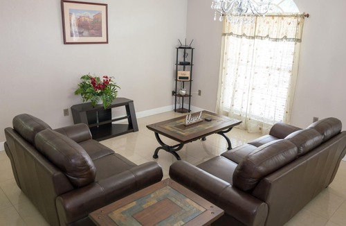 Egypt Lake-Leto House | Centrally located home 3 miles to Buccaneers Stadium