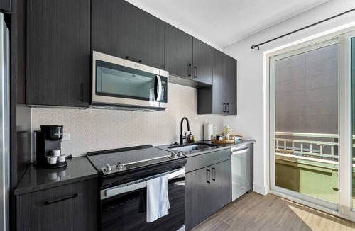 Channel District Apartment | Channelside | Amazing Studio | Free Pool