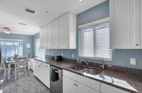 South Gulf Cove House | Charlotte County Villa 5872: Canal-Front Private Pool Oasis
