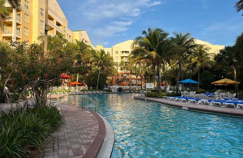 Weston Apartment | Charming 1-bedroom apartment with WiFi and fitness room in welcoming Weston