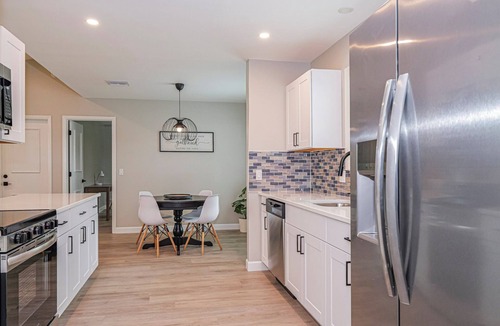 Sebastian Highlands House | Charming 2/2 with Boat Parking close to Beaches.