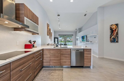 North Naples Villa | Charming 2 Bedroom+Den Villa in Naples, Florida