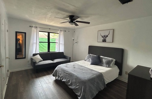 Tallahassee Villa | Charming 3/2: Cozy & Convenient