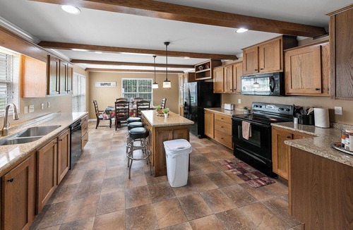 Dandridge House | Charming 3-bedroom house with WiFi and AC in Dandridge