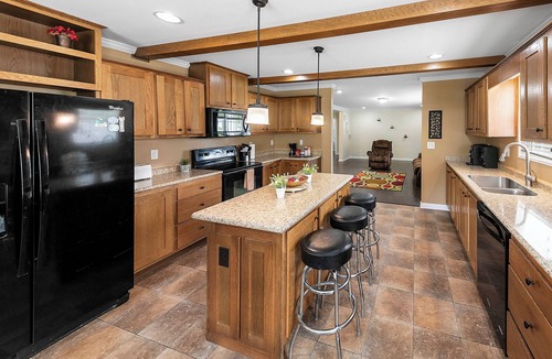Dandridge House | Charming 3-bedroom house with WiFi and AC in Dandridge