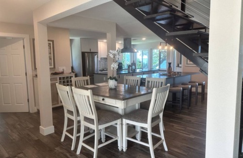 Tropic House | Charming 3-bedroom house in lovely Melbourne with WiFi, AC