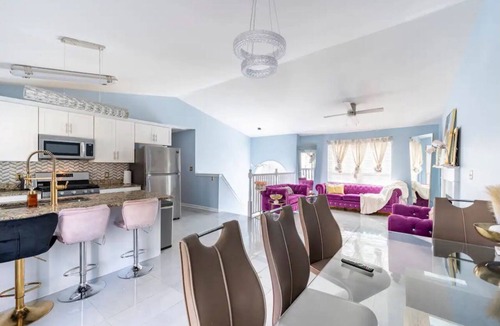 Lithonia House | Charming 3-bedroom house with WiFi, AC in enjoyable Lithonia