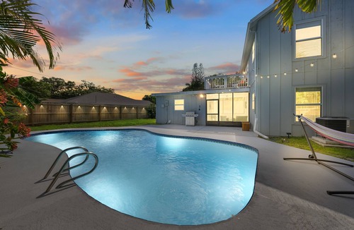 Interchange Square House | Charming 3-bedroom house with WiFi and AC in lovely Palm Bay