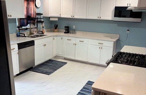Memphis House | Charming 3-bedroom house with WiFi and AC in the fabulous Memphis.