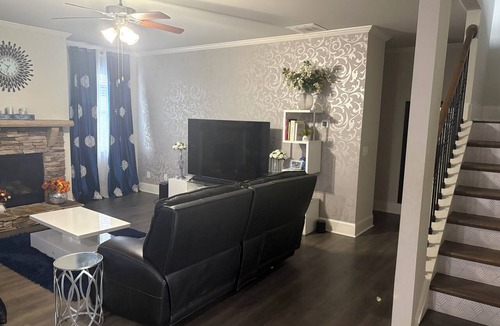 Dallas House | Charming 3-bedroom house pleasant Dallas