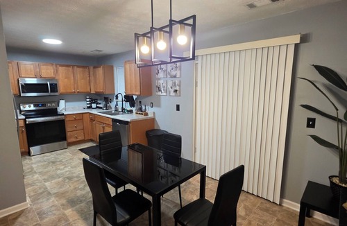 Church Street House | Charming 3-bedroom townhome in Jonesboro