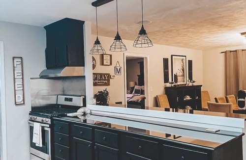 Luray House | Charming 3-bedroom home minutes from Henderson!