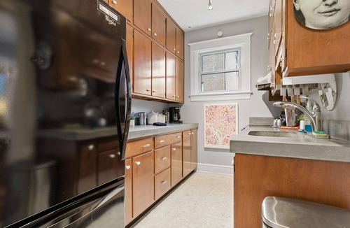 Lyon Park Apartment | Charming 4BR Bungalow - Steps to Clarendon METRO
