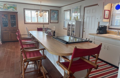 Alligator Point House | Charming Alligator Point "Old Florida” Beach Cottage