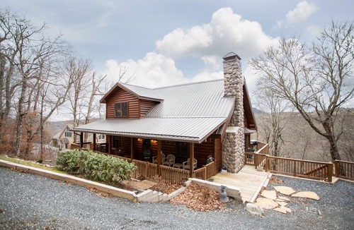 Sugar Mountain Cabin | Charming Cabin Atop Sugar Mountain