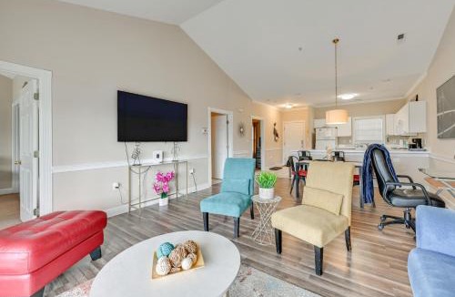 Charlotte House | Charming Condo w/Balcony, 1 Mi to UNC Charlotte!